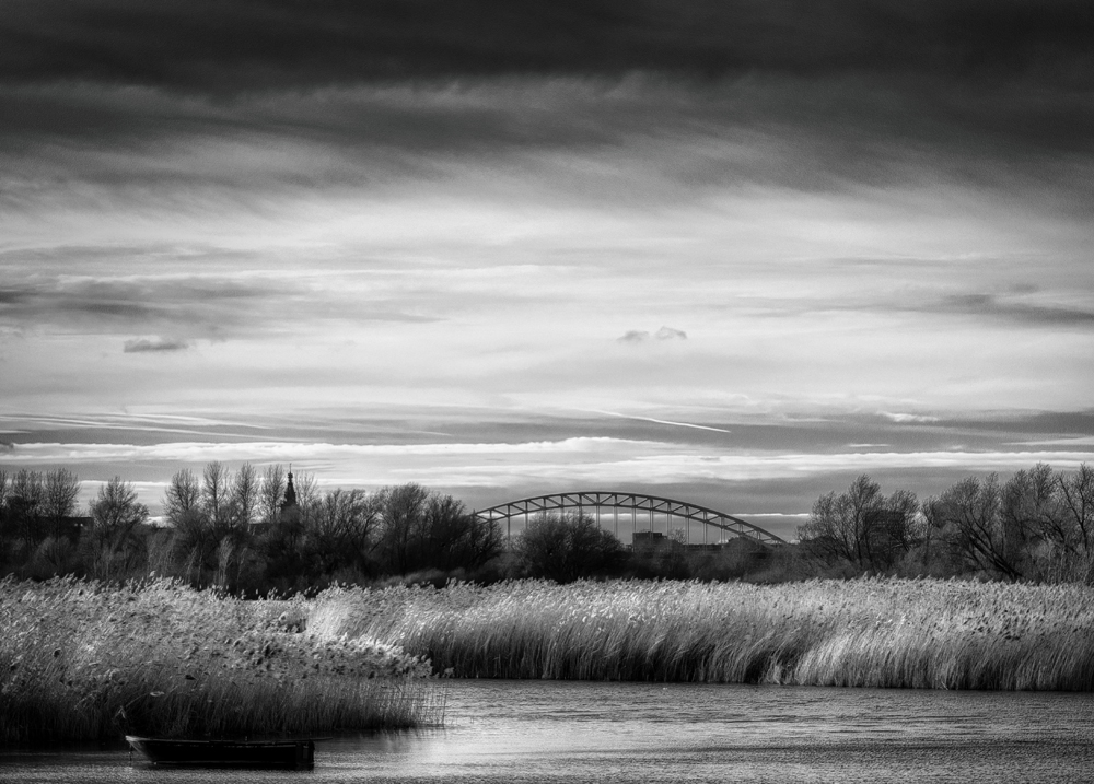 John Deviit, Ooijpolder with Nijmegen in the Background - The Culturium